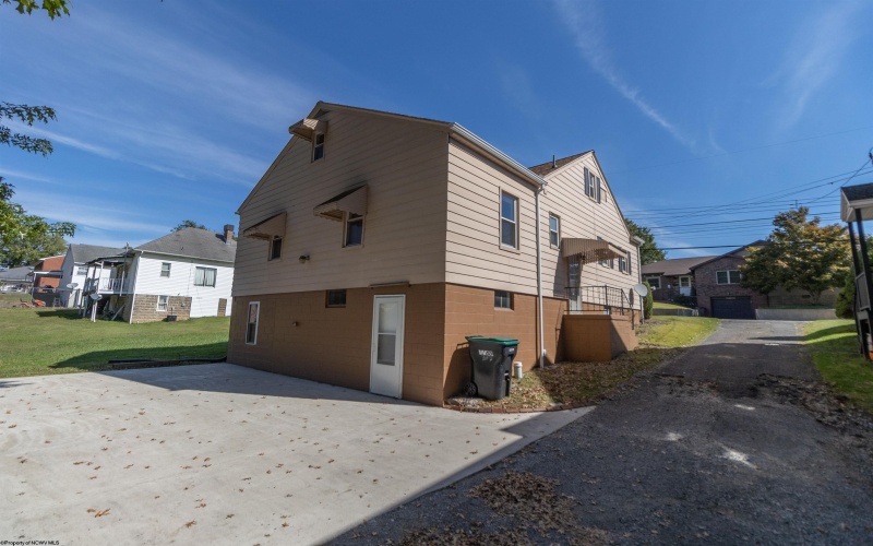 307 Pennsylvania Avenue, Bridgeport, West Virginia 26330, 4 Bedrooms Bedrooms, 8 Rooms Rooms,2 BathroomsBathrooms,Single Family Detached,For Sale,Pennsylvania,10161892 307 Pennsylvania Avenue, Bridgeport, West Virginia 26330, 4 Bedrooms Bedrooms, 8 Rooms Rooms,2 BathroomsBathrooms,Single Family Detached,For Sale,Pennsylvania,10161892