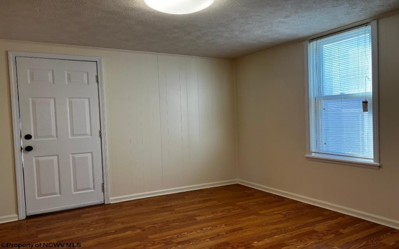 215 Western Avenue, Westover, West Virginia 26501, 2 Bedrooms Bedrooms, 5 Rooms Rooms,1 BathroomBathrooms,Single Family Detached,For Sale,Western,10161895