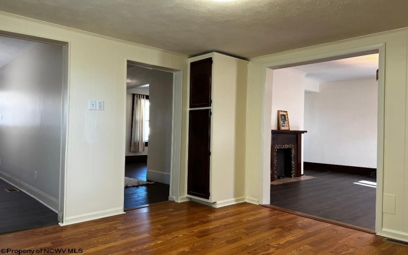 215 Western Avenue, Westover, West Virginia 26501, 2 Bedrooms Bedrooms, 5 Rooms Rooms,1 BathroomBathrooms,Single Family Detached,For Sale,Western,10161895