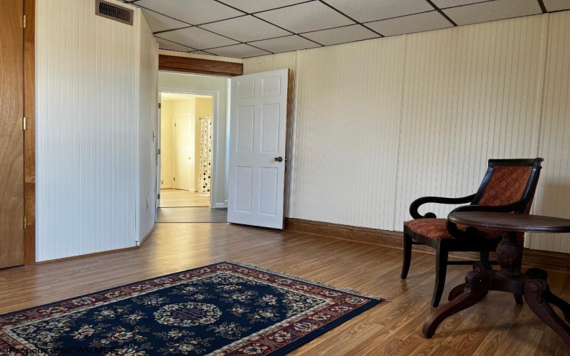 215 Western Avenue, Westover, West Virginia 26501, 2 Bedrooms Bedrooms, 5 Rooms Rooms,1 BathroomBathrooms,Single Family Detached,For Sale,Western,10161895