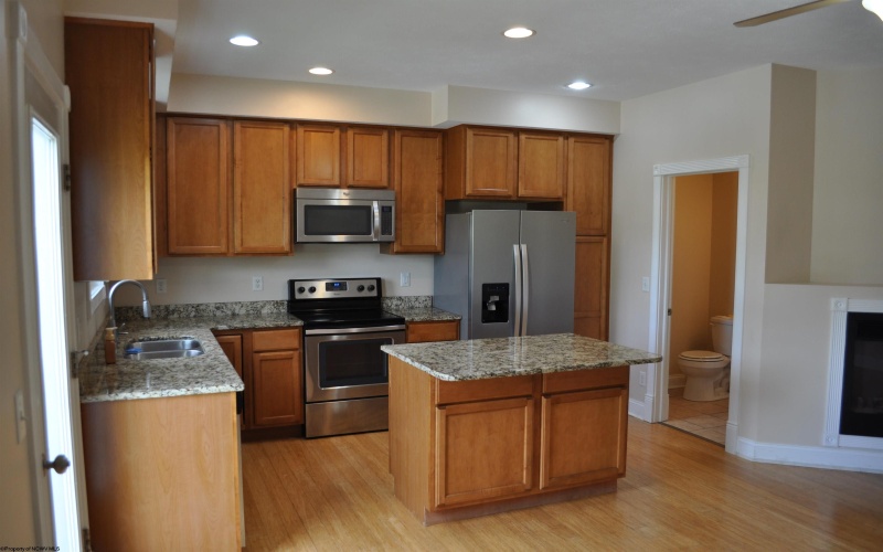 46 Turnstone Drive, Morgantown, West Virginia 26505, 3 Bedrooms Bedrooms, 4 Rooms Rooms,3 BathroomsBathrooms,Single Family Attached,For Sale,Turnstone,10161906