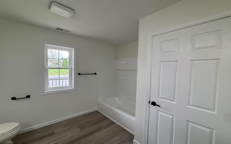 55 Barrington Court, Bridgeport, West Virginia 26330-0000, 2 Bedrooms Bedrooms, 4 Rooms Rooms,1 BathroomBathrooms,Single Family Attached,For Sale,Barrington,10161915