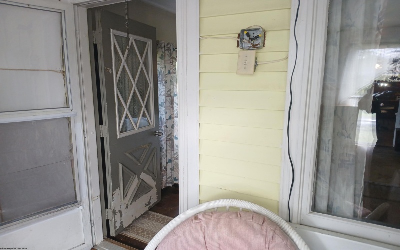 352 Thomas Avenue, Davis, West Virginia 26260, 2 Bedrooms Bedrooms, 5 Rooms Rooms,1 BathroomBathrooms,Single Family Detached,For Sale,Thomas,10161914