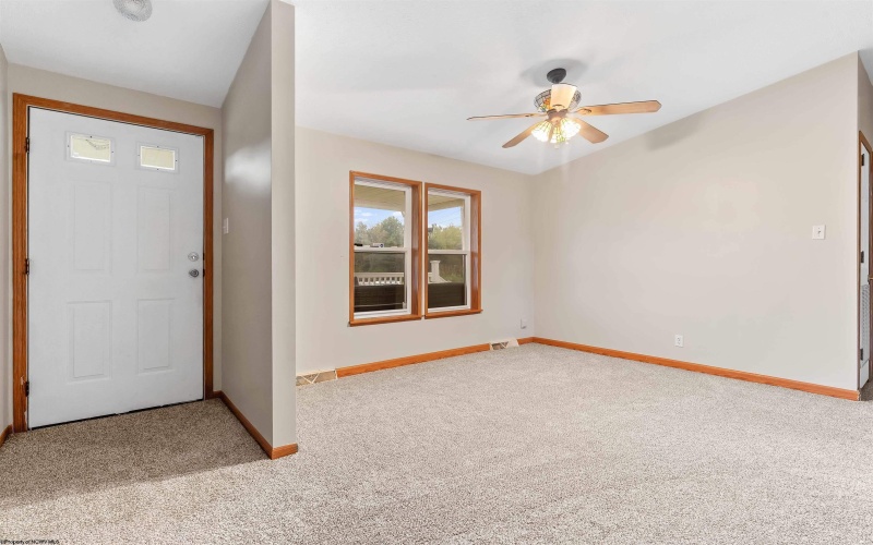 220 Sunny Brook Road, Reedsville, West Virginia 26547, 3 Bedrooms Bedrooms, 7 Rooms Rooms,2 BathroomsBathrooms,Single Family Detached,For Sale,Sunny Brook,10161901