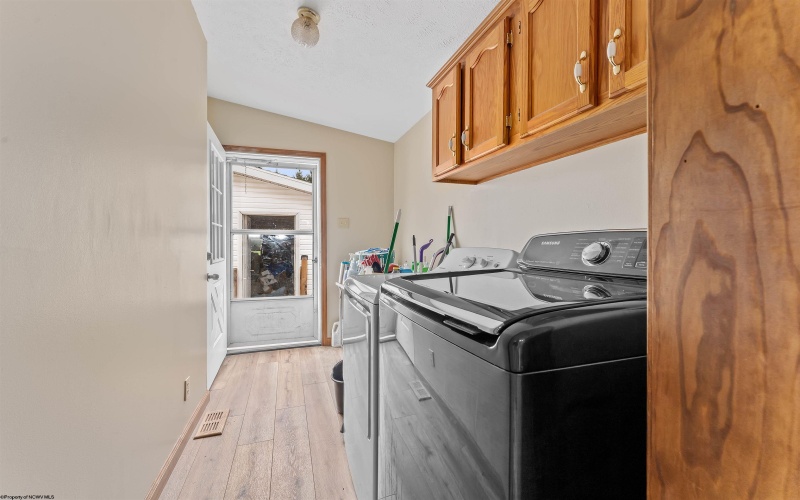 220 Sunny Brook Road, Reedsville, West Virginia 26547, 3 Bedrooms Bedrooms, 7 Rooms Rooms,2 BathroomsBathrooms,Single Family Detached,For Sale,Sunny Brook,10161901
