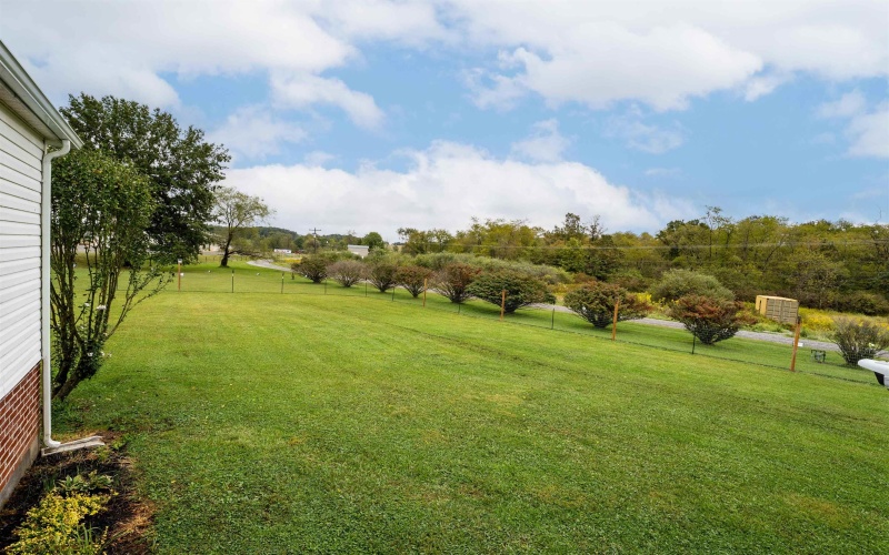 220 Sunny Brook Road, Reedsville, West Virginia 26547, 3 Bedrooms Bedrooms, 7 Rooms Rooms,2 BathroomsBathrooms,Single Family Detached,For Sale,Sunny Brook,10161901