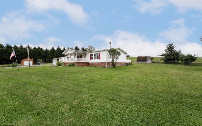 220 Sunny Brook Road, Reedsville, West Virginia 26547, 3 Bedrooms Bedrooms, 7 Rooms Rooms,2 BathroomsBathrooms,Single Family Detached,For Sale,Sunny Brook,10161901