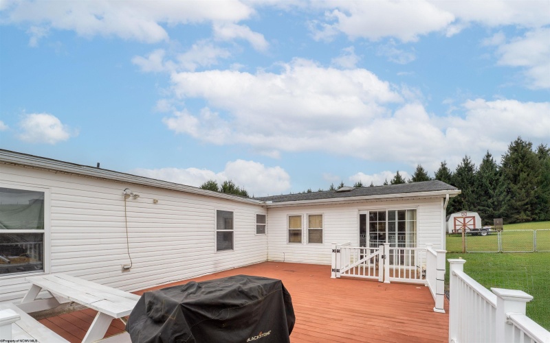 220 Sunny Brook Road, Reedsville, West Virginia 26547, 3 Bedrooms Bedrooms, 7 Rooms Rooms,2 BathroomsBathrooms,Single Family Detached,For Sale,Sunny Brook,10161901