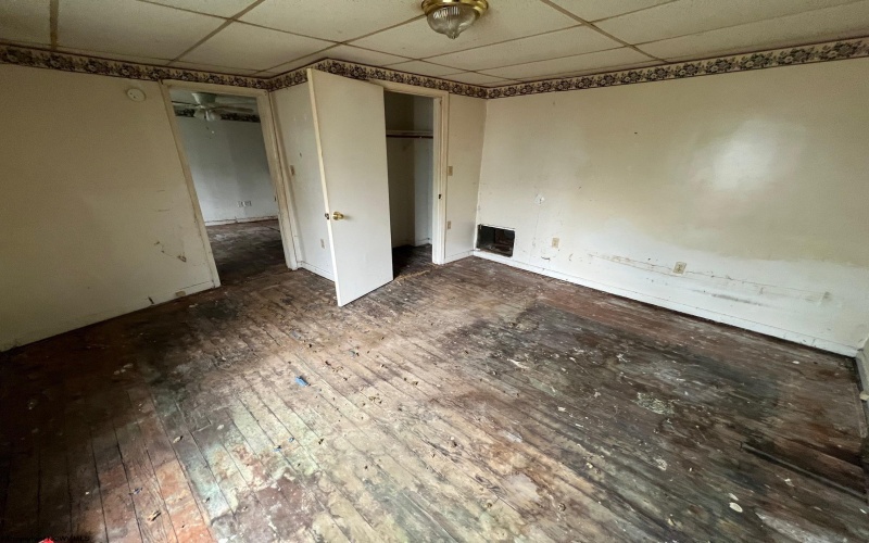 1945 Listravia Avenue, Morgantown, West Virginia 26505, 1 Bedroom Bedrooms, 3 Rooms Rooms,1 BathroomBathrooms,Single Family Detached,For Sale,Listravia,10161702