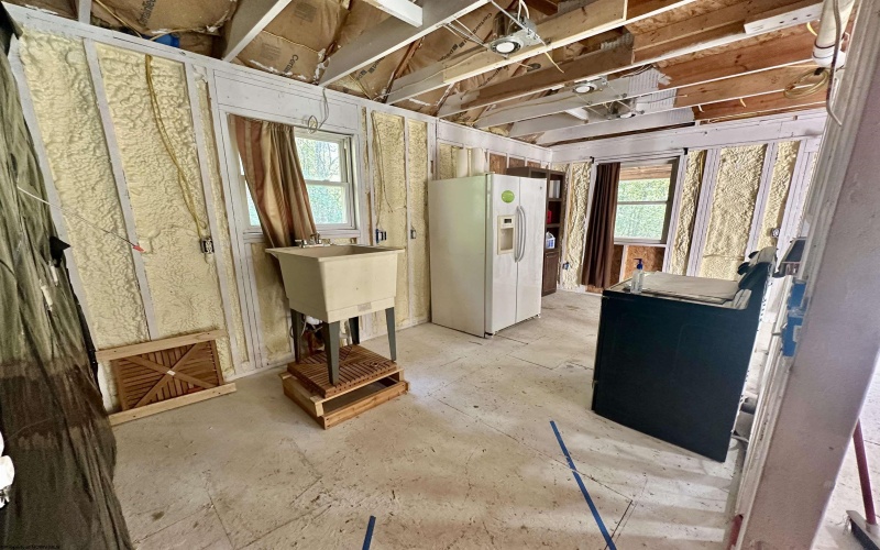6194 Heaston Ridge Road, Rock Cave, West Virginia 26234, 3 Bedrooms Bedrooms, 6 Rooms Rooms,1 BathroomBathrooms,Single Family Detached,For Sale,Heaston Ridge,10161909