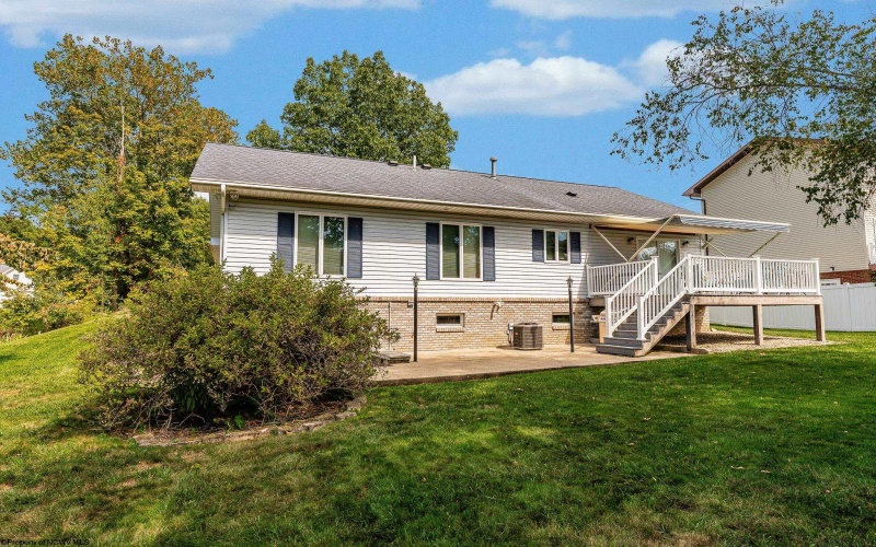 109 Trevilla Avenue, Morgantown, West Virginia 26508, 4 Bedrooms Bedrooms, 10 Rooms Rooms,3 BathroomsBathrooms,Single Family Detached,For Sale,Trevilla,10161907
