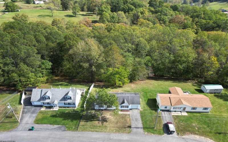 123 Fairfax Drive, Bridgeport, West Virginia 26330, 3 Bedrooms Bedrooms, 7 Rooms Rooms,1 BathroomBathrooms,Single Family Detached,For Sale,Fairfax,10161911