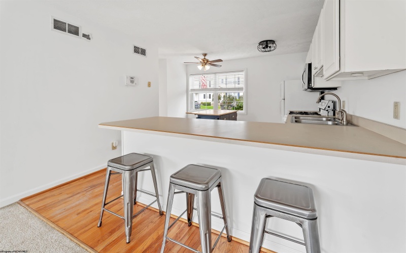 5003 Monteray Avenue, Morgantown, West Virginia 26508, 2 Bedrooms Bedrooms, 4 Rooms Rooms,2 BathroomsBathrooms,Single Family Attached,For Sale,Monteray,10161920 5003 Monteray Avenue, Morgantown, West Virginia 26508, 2 Bedrooms Bedrooms, 4 Rooms Rooms,2 BathroomsBathrooms,Single Family Attached,For Sale,Monteray,10161920