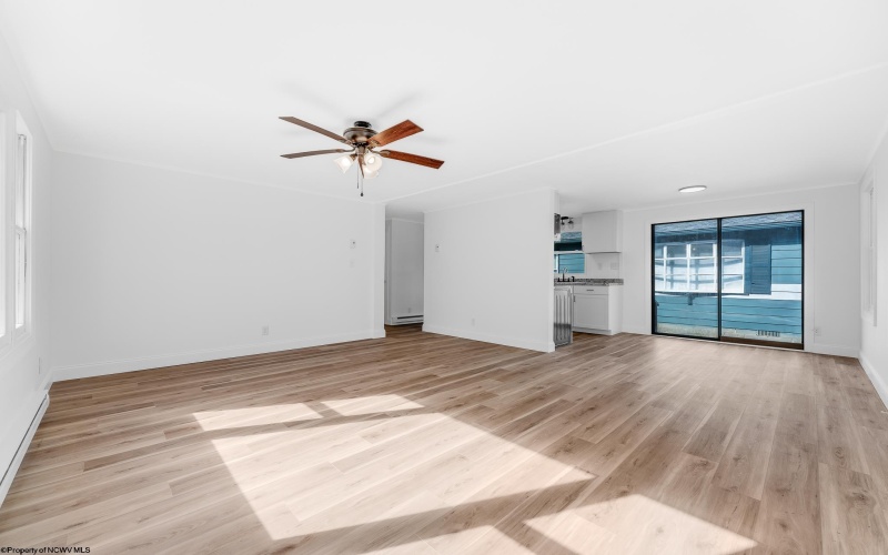 702 Park Avenue, Fairmont, West Virginia 26554, 3 Bedrooms Bedrooms, 6 Rooms Rooms,1 BathroomBathrooms,Single Family Detached,For Sale,Park,10161932