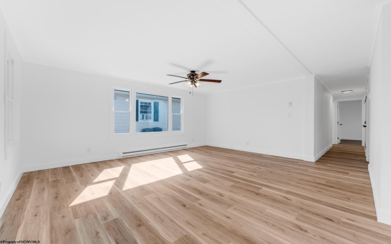 702 Park Avenue, Fairmont, West Virginia 26554, 3 Bedrooms Bedrooms, 6 Rooms Rooms,1 BathroomBathrooms,Single Family Detached,For Sale,Park,10161932