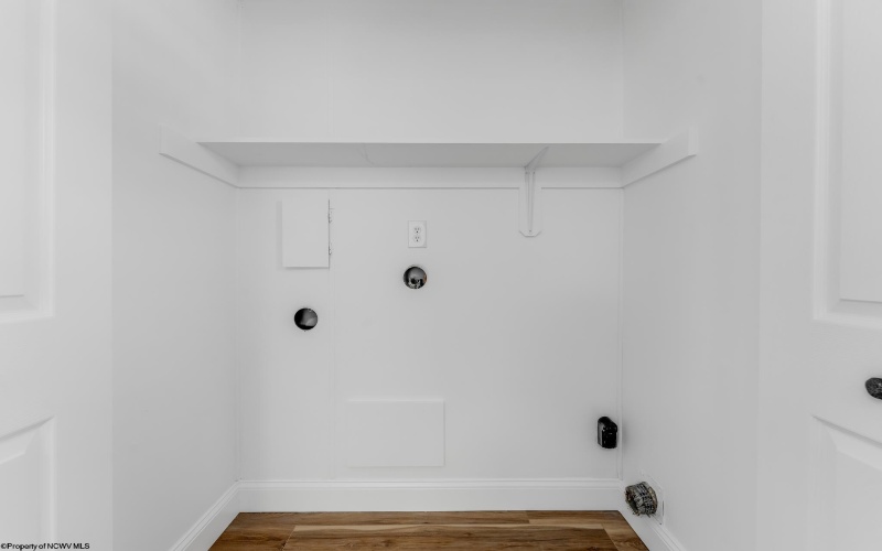 702 Park Avenue, Fairmont, West Virginia 26554, 3 Bedrooms Bedrooms, 6 Rooms Rooms,1 BathroomBathrooms,Single Family Detached,For Sale,Park,10161932