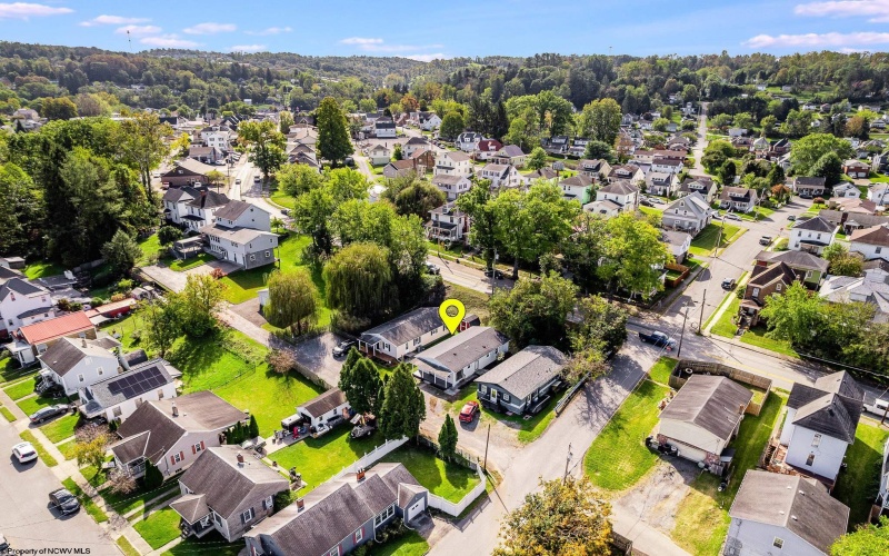 702 Park Avenue, Fairmont, West Virginia 26554, 3 Bedrooms Bedrooms, 6 Rooms Rooms,1 BathroomBathrooms,Single Family Detached,For Sale,Park,10161932