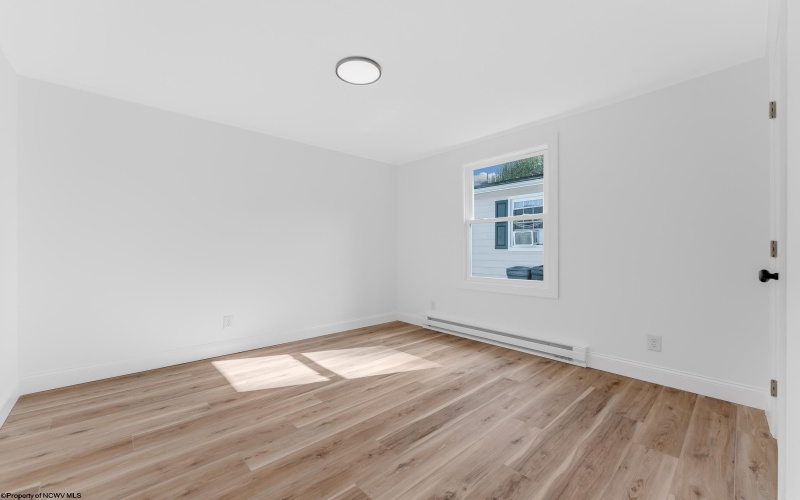 702 Park Avenue, Fairmont, West Virginia 26554, 3 Bedrooms Bedrooms, 6 Rooms Rooms,1 BathroomBathrooms,Single Family Detached,For Sale,Park,10161932