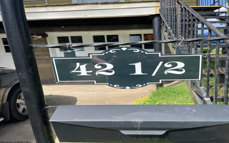 42 1/2 Meade Street, Buckhannon, West Virginia 26201-2655, 1 Bedroom Bedrooms, 3 Rooms Rooms,1 BathroomBathrooms,Residential Rentals,For Rent,Meade,10161929