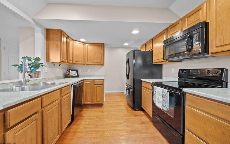 305 Anini Drive, Morgantown, West Virginia 26508, 4 Bedrooms Bedrooms, 7 Rooms Rooms,2 BathroomsBathrooms,Single Family Detached,For Sale,Anini,10161931 305 Anini Drive, Morgantown, West Virginia 26508, 4 Bedrooms Bedrooms, 7 Rooms Rooms,2 BathroomsBathrooms,Single Family Detached,For Sale,Anini,10161931