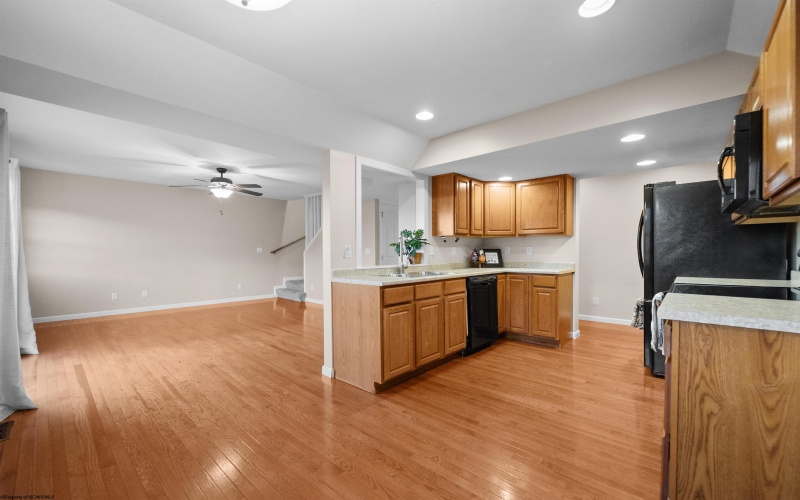305 Anini Drive, Morgantown, West Virginia 26508, 4 Bedrooms Bedrooms, 7 Rooms Rooms,2 BathroomsBathrooms,Single Family Detached,For Sale,Anini,10161931 305 Anini Drive, Morgantown, West Virginia 26508, 4 Bedrooms Bedrooms, 7 Rooms Rooms,2 BathroomsBathrooms,Single Family Detached,For Sale,Anini,10161931