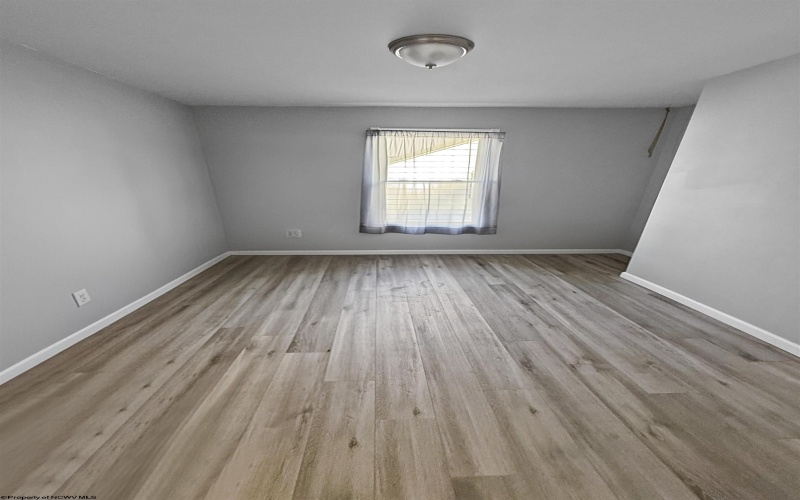 3093 River Road, Clarksburg, West Virginia 26301, 2 Bedrooms Bedrooms, 5 Rooms Rooms,1 BathroomBathrooms,Single Family Detached,For Sale,River,10161930