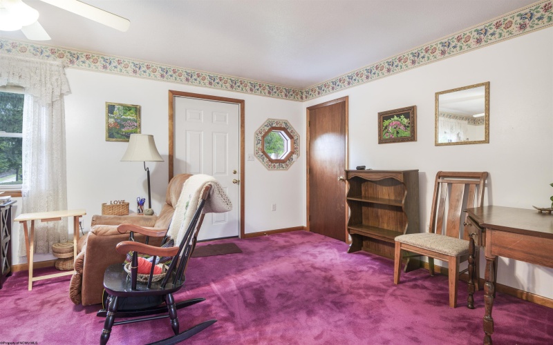 1485 Center Hill Road, Star City, West Virginia 26505, 2 Bedrooms Bedrooms, 5 Rooms Rooms,2 BathroomsBathrooms,Single Family Detached,For Sale,Center Hill,10161928