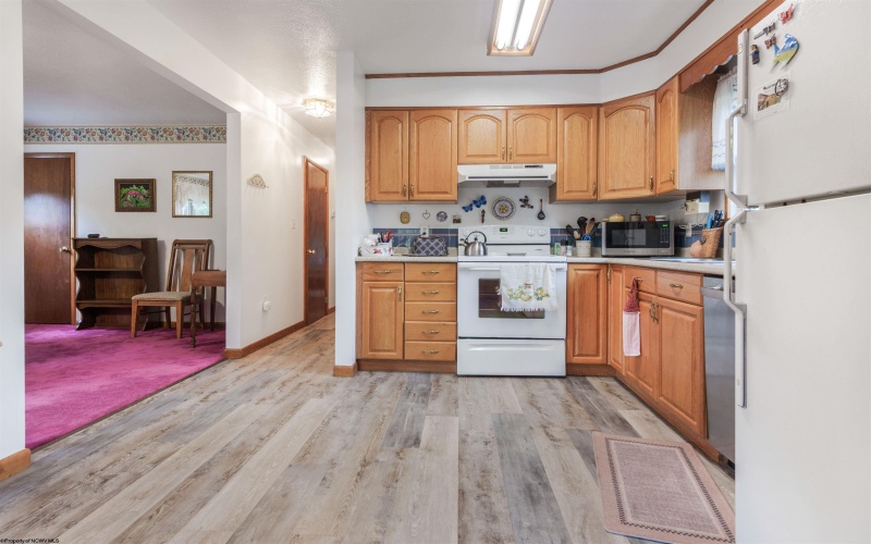 1485 Center Hill Road, Star City, West Virginia 26505, 2 Bedrooms Bedrooms, 5 Rooms Rooms,2 BathroomsBathrooms,Single Family Detached,For Sale,Center Hill,10161928