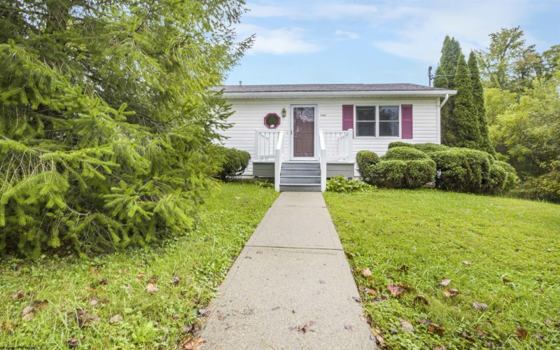 1485 Center Hill Road, Star City, West Virginia 26505, 2 Bedrooms Bedrooms, 5 Rooms Rooms,2 BathroomsBathrooms,Single Family Detached,For Sale,Center Hill,10161928