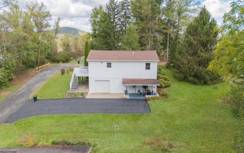 1485 Center Hill Road, Star City, West Virginia 26505, 2 Bedrooms Bedrooms, 5 Rooms Rooms,2 BathroomsBathrooms,Single Family Detached,For Sale,Center Hill,10161928