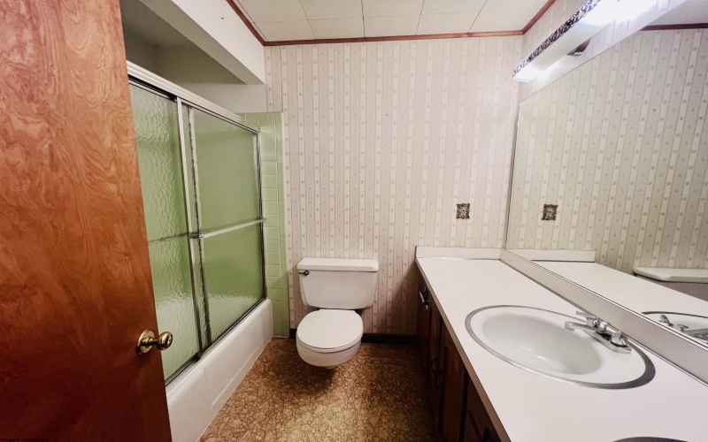 110 Southview Drive, Elkins, West Virginia 26241-001, 3 Bedrooms Bedrooms, 10 Rooms Rooms,3 BathroomsBathrooms,Single Family Detached,For Sale,Southview,10161922