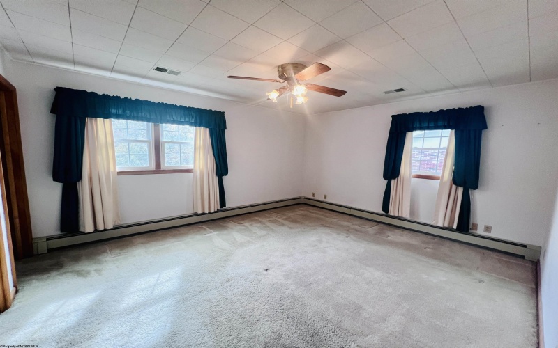 110 Southview Drive, Elkins, West Virginia 26241-001, 3 Bedrooms Bedrooms, 10 Rooms Rooms,3 BathroomsBathrooms,Single Family Detached,For Sale,Southview,10161922
