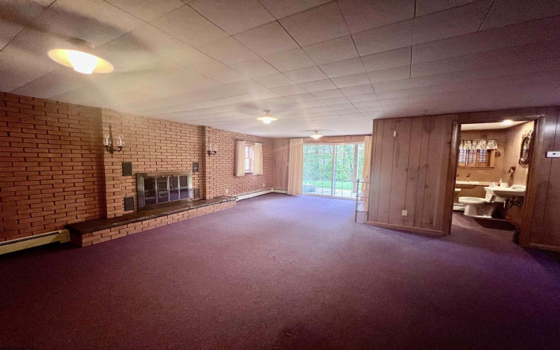 110 Southview Drive, Elkins, West Virginia 26241-001, 3 Bedrooms Bedrooms, 10 Rooms Rooms,3 BathroomsBathrooms,Single Family Detached,For Sale,Southview,10161922