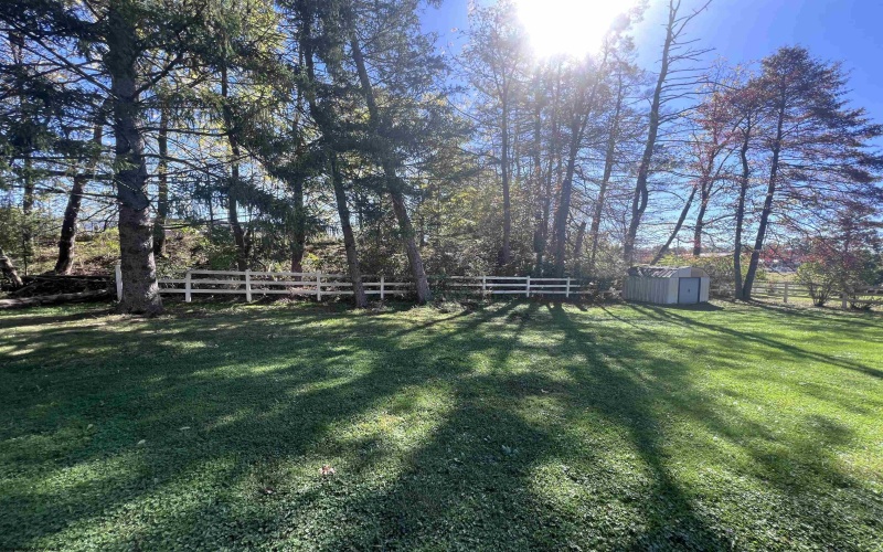 110 Southview Drive, Elkins, West Virginia 26241-001, 3 Bedrooms Bedrooms, 10 Rooms Rooms,3 BathroomsBathrooms,Single Family Detached,For Sale,Southview,10161922