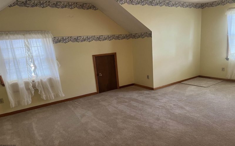 228 Right Freemans Creek Road, Weston, West Virginia 26452, 4 Bedrooms Bedrooms, 7 Rooms Rooms,2 BathroomsBathrooms,Single Family Detached,For Sale,Right Freemans Creek,10161927