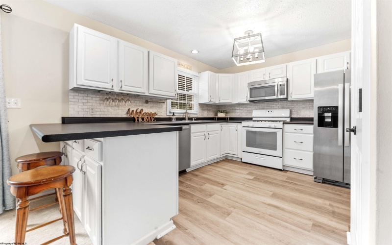 129 Donna Avenue, Morgantown, West Virginia 26505, 3 Bedrooms Bedrooms, 6 Rooms Rooms,2 BathroomsBathrooms,Single Family Attached,For Sale,Donna,10161936 129 Donna Avenue, Morgantown, West Virginia 26505, 3 Bedrooms Bedrooms, 6 Rooms Rooms,2 BathroomsBathrooms,Single Family Attached,For Sale,Donna,10161936