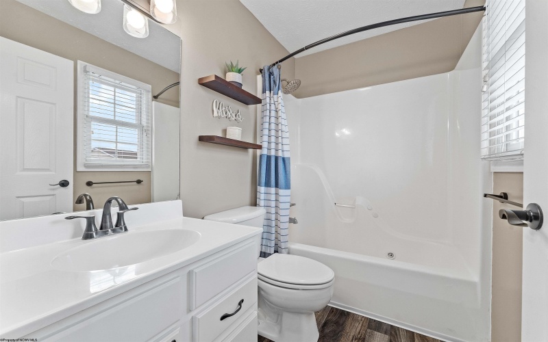 129 Donna Avenue, Morgantown, West Virginia 26505, 3 Bedrooms Bedrooms, 6 Rooms Rooms,2 BathroomsBathrooms,Single Family Attached,For Sale,Donna,10161936 129 Donna Avenue, Morgantown, West Virginia 26505, 3 Bedrooms Bedrooms, 6 Rooms Rooms,2 BathroomsBathrooms,Single Family Attached,For Sale,Donna,10161936