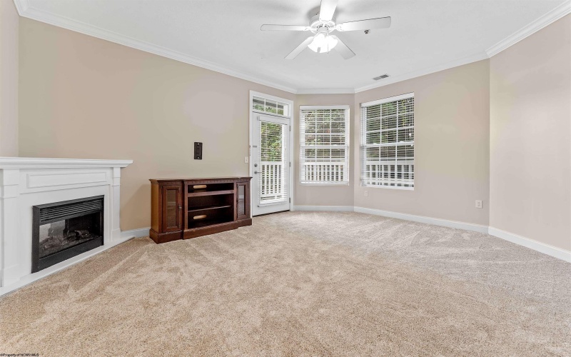 1612 Suncrest Village, Morgantown, West Virginia 26505, 2 Bedrooms Bedrooms, 4 Rooms Rooms,2 BathroomsBathrooms,Single Family Attached,For Sale,Suncrest,10161943 1612 Suncrest Village, Morgantown, West Virginia 26505, 2 Bedrooms Bedrooms, 4 Rooms Rooms,2 BathroomsBathrooms,Single Family Attached,For Sale,Suncrest,10161943