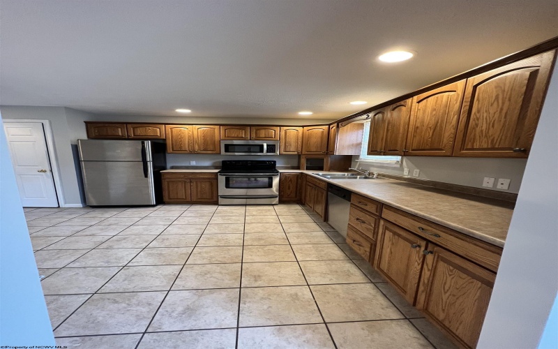 211 Palisades Drive, Morgantown, West Virginia 26508, 3 Bedrooms Bedrooms, 7 Rooms Rooms,3 BathroomsBathrooms,Residential Rentals,For Rent,Palisades,10161940