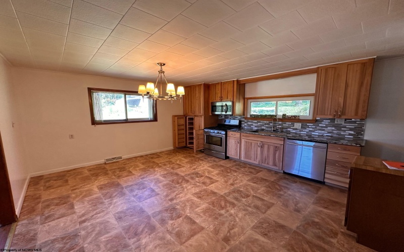 3785 Grafton Road, Morgantown, West Virginia 26508-359, 4 Bedrooms Bedrooms, 6 Rooms Rooms,2 BathroomsBathrooms,Single Family Detached,For Sale,Grafton,10161942 3785 Grafton Road, Morgantown, West Virginia 26508-359, 4 Bedrooms Bedrooms, 6 Rooms Rooms,2 BathroomsBathrooms,Single Family Detached,For Sale,Grafton,10161942