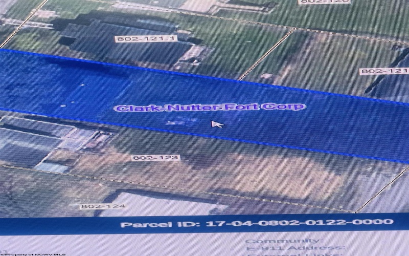 217 Burton Avenue, Nutter Fort, West Virginia 26301, 3 Bedrooms Bedrooms, 6 Rooms Rooms,1 BathroomBathrooms,Single Family Detached,For Sale,Burton,10161947