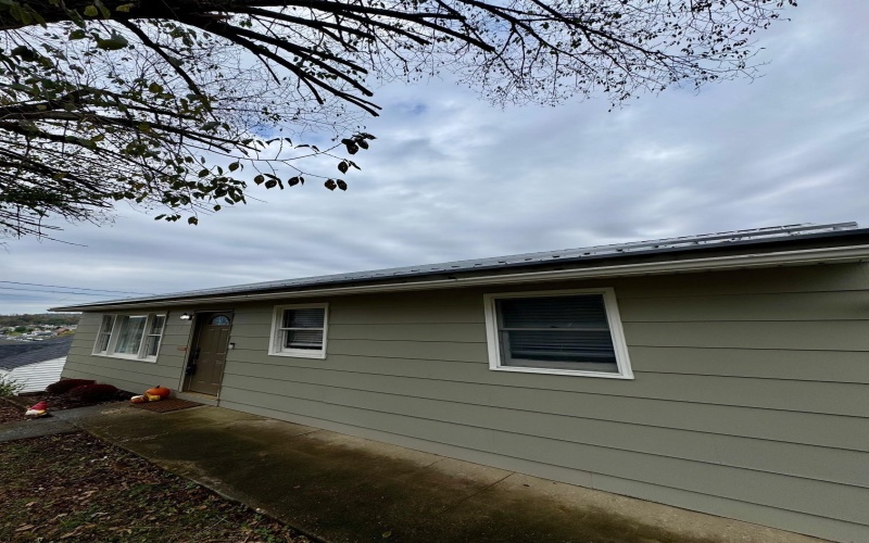 217 Burton Avenue, Nutter Fort, West Virginia 26301, 3 Bedrooms Bedrooms, 6 Rooms Rooms,1 BathroomBathrooms,Single Family Detached,For Sale,Burton,10161947