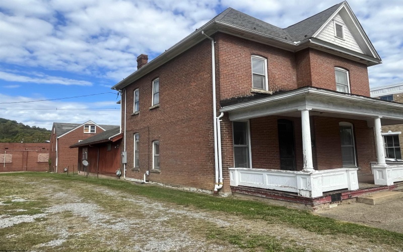 103-109 Center Avenue, Weston, West Virginia 26452, 4 Bedrooms Bedrooms, 9 Rooms Rooms,2 BathroomsBathrooms,Single Family Detached,For Sale,Center,10161948 103-109 Center Avenue, Weston, West Virginia 26452, 4 Bedrooms Bedrooms, 9 Rooms Rooms,2 BathroomsBathrooms,Single Family Detached,For Sale,Center,10161948