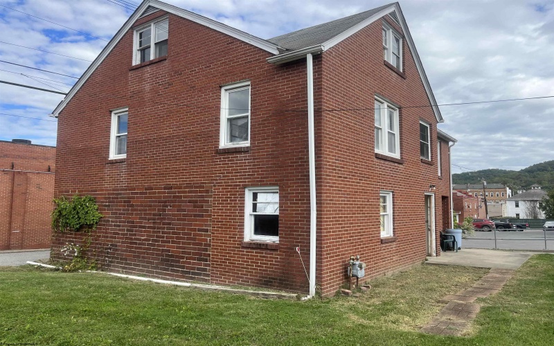 103-109 Center Avenue, Weston, West Virginia 26452, 4 Bedrooms Bedrooms, 9 Rooms Rooms,2 BathroomsBathrooms,Single Family Detached,For Sale,Center,10161948 103-109 Center Avenue, Weston, West Virginia 26452, 4 Bedrooms Bedrooms, 9 Rooms Rooms,2 BathroomsBathrooms,Single Family Detached,For Sale,Center,10161948