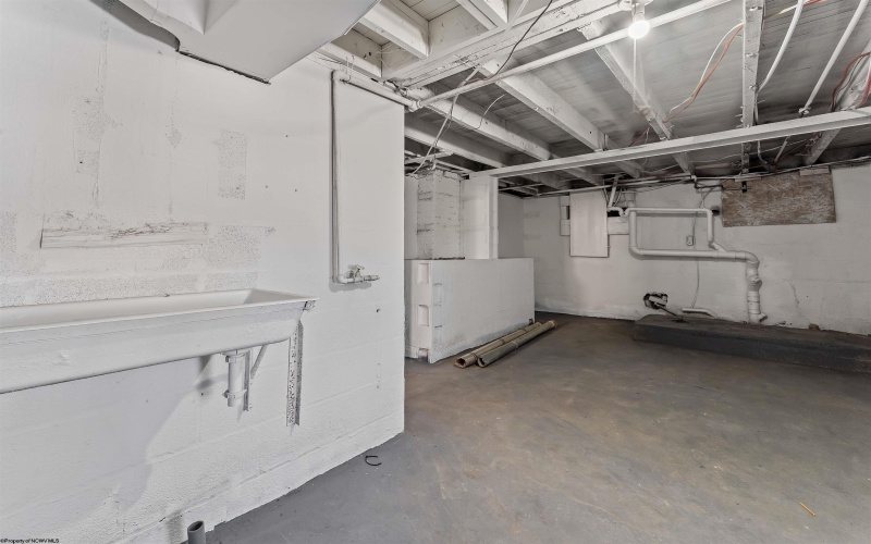 308 Wilson Street, Fairmont, West Virginia 26554, 3 Bedrooms Bedrooms, 5 Rooms Rooms,2 BathroomsBathrooms,Single Family Detached,For Sale,Wilson,10161949