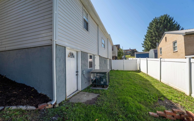 308 Wilson Street, Fairmont, West Virginia 26554, 3 Bedrooms Bedrooms, 5 Rooms Rooms,2 BathroomsBathrooms,Single Family Detached,For Sale,Wilson,10161949