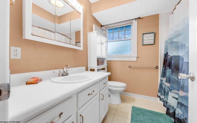 323 Demain Avenue, Morgantown, West Virginia 26501, 5 Bedrooms Bedrooms, 10 Rooms Rooms,3 BathroomsBathrooms,Single Family Detached,For Sale,Demain,10161950