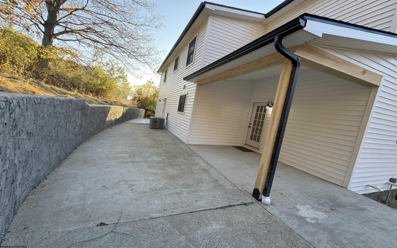 423 Mount Harmony Road, Fairmont, West Virginia 26554, 5 Bedrooms Bedrooms, 8 Rooms Rooms,3 BathroomsBathrooms,Single Family Detached,For Sale,Mount Harmony,10161951