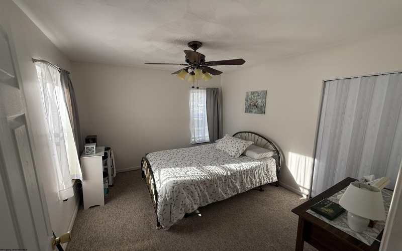 724 Main Street, Grafton, West Virginia 26354, 3 Bedrooms Bedrooms, 6 Rooms Rooms,1 BathroomBathrooms,Single Family Detached,For Sale,Main,10161952