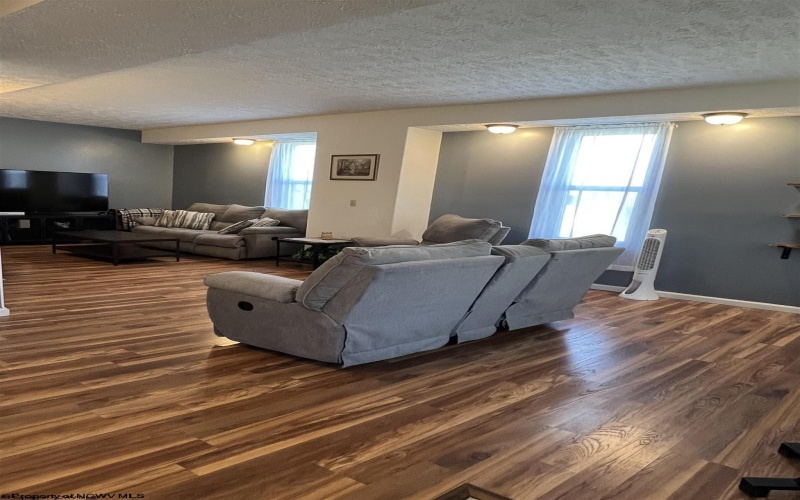 724 Main Street, Grafton, West Virginia 26354, 3 Bedrooms Bedrooms, 6 Rooms Rooms,1 BathroomBathrooms,Single Family Detached,For Sale,Main,10161952